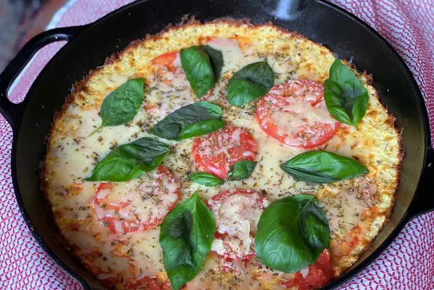 Low Carb Cauliflower Pizza