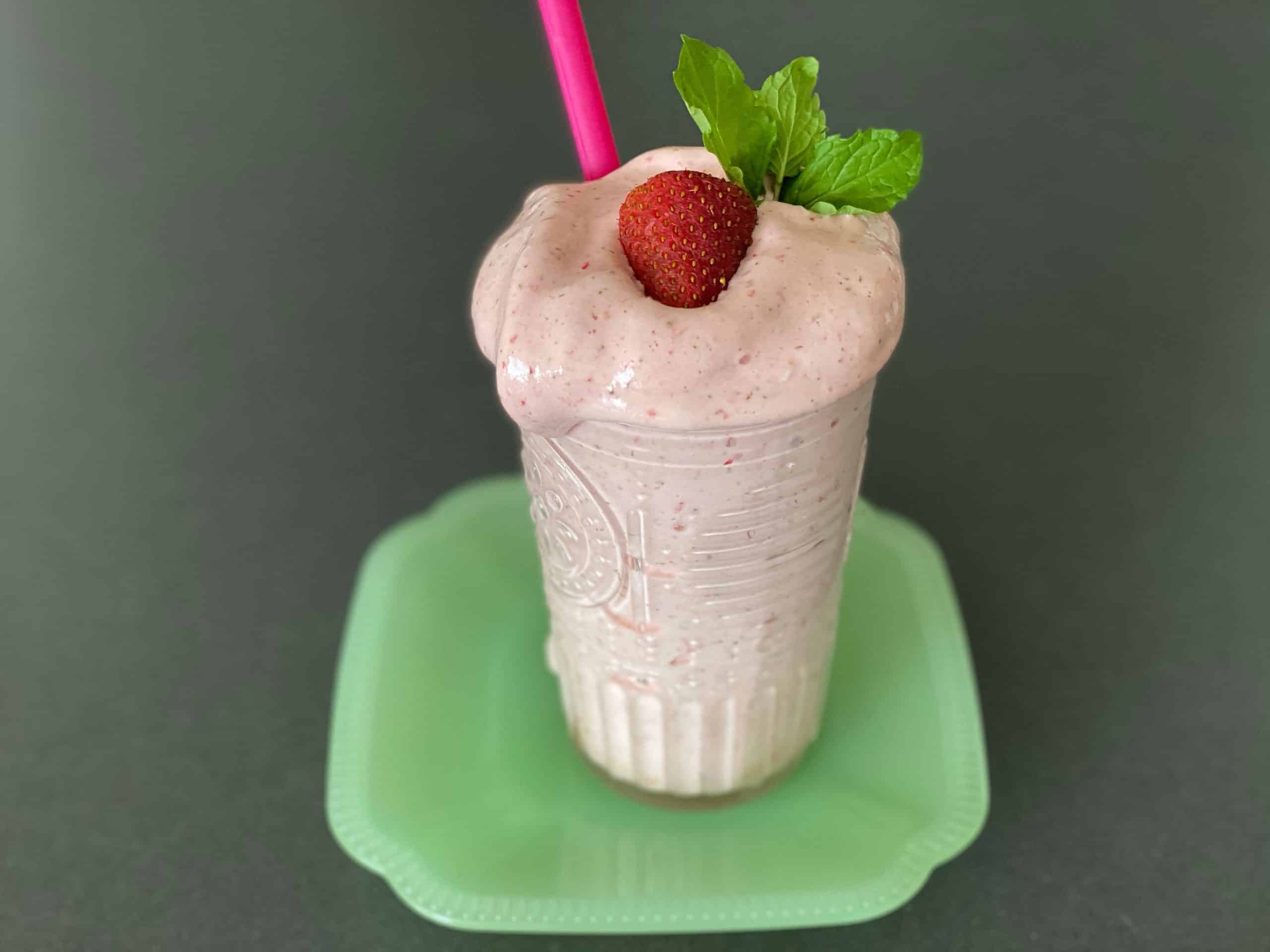 Strawberry & Mint Smoothie